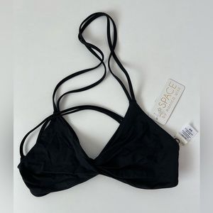 NEW with tags! L*Space Hartley Top - Black - Size: D